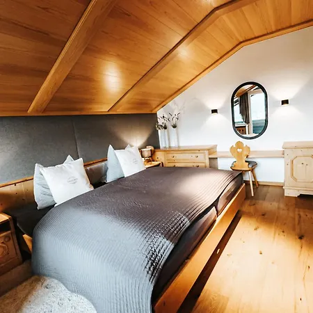 Alpine 407 By Globboard *